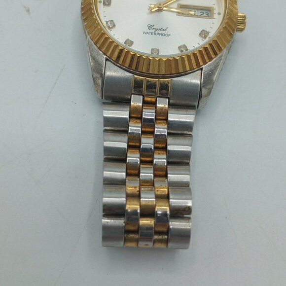 Vintage Miykon Quartz Crystal Men's Watch Two-Tone Waterproof - Picture 3 of 9